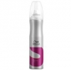 Wella Professional Stay Styled Finishing Spray - Lak na vlasy se silnou fixací  - 300ml